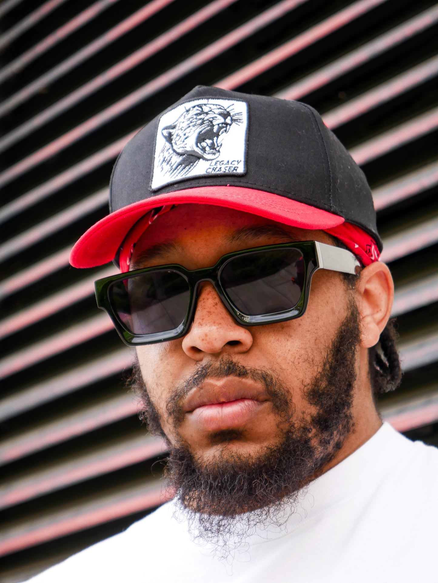 Chasers, Defined Snapback–Black/Red