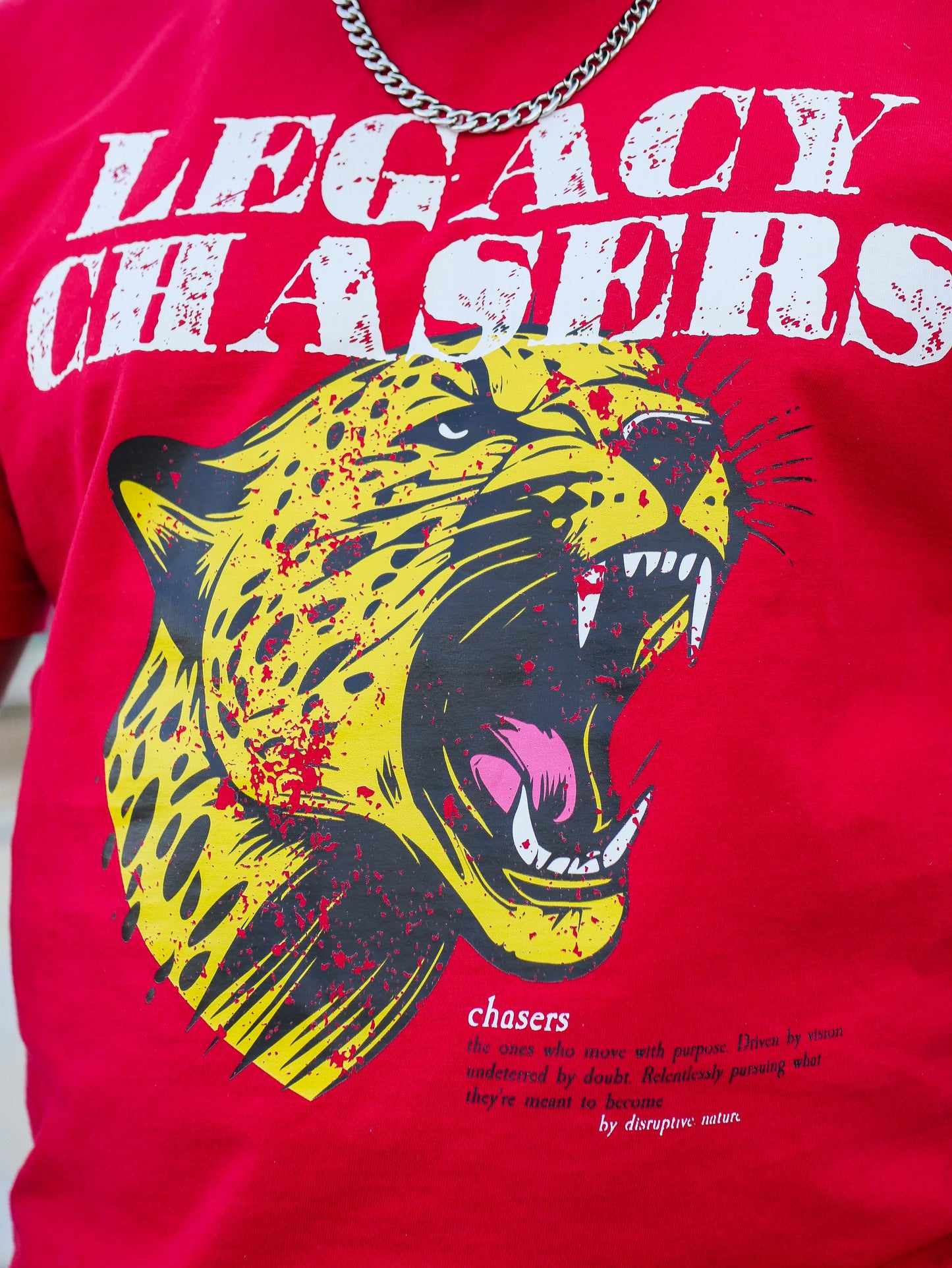 Red Chasers, Defined tee